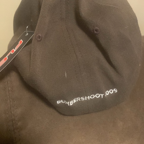 Hat - Picture 2 of 4